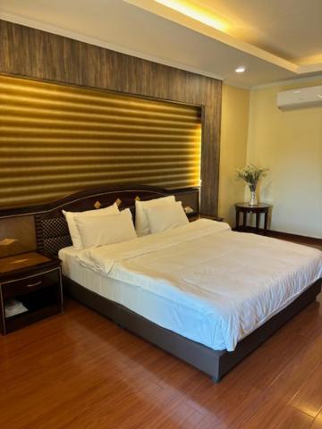 Interpark Hotel Olongapo Zewnętrze zdjęcie